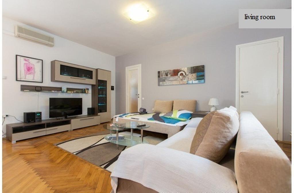 Apartment Atrium Plaza Загреб Стая снимка